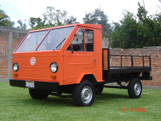 VW_Hormiga_front_left.jpg
