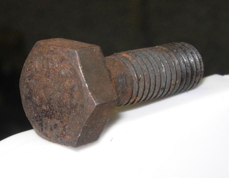 bolt 0.jpg