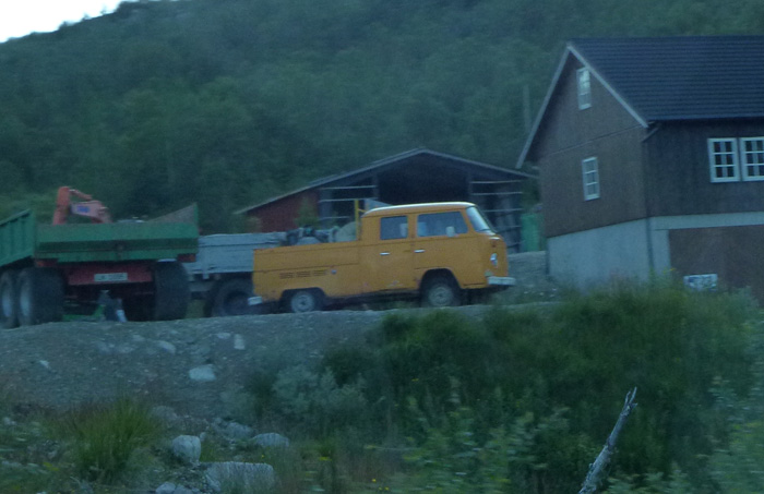 buss 6.jpg