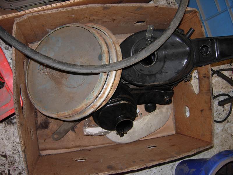 1500 1967 luftfilter 3 hjulkapsler.jpg