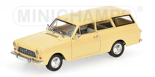 Taunus-12M-Estate.jpg