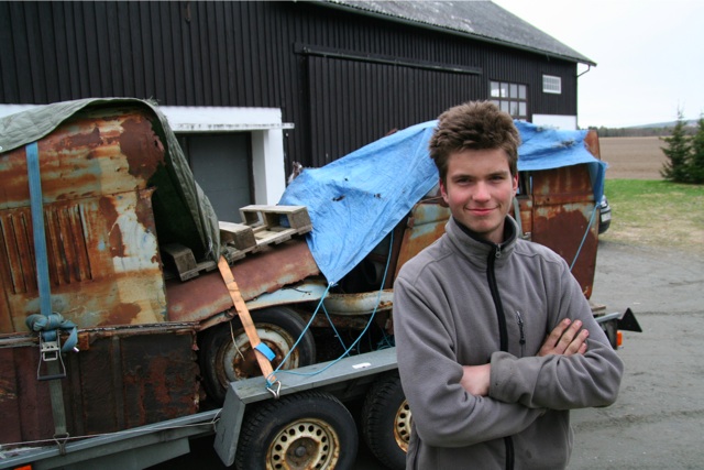 tistlodoor0001.jpg